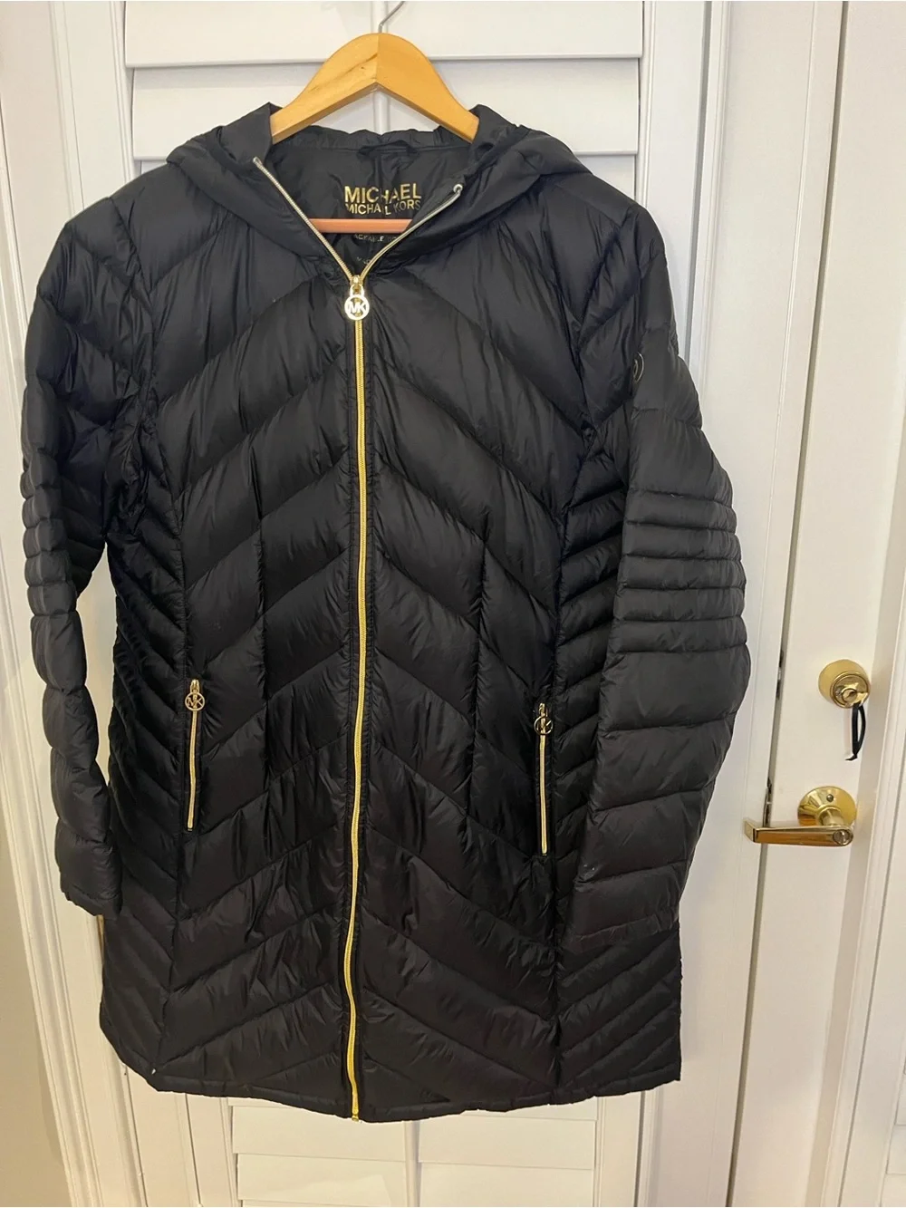 Michael Kors Black Down Quilted Hooded Puffer Coat with Gold Hardware 1X